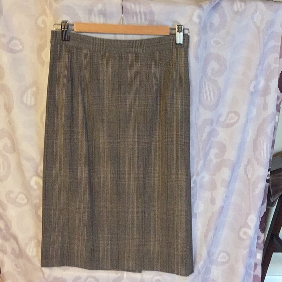 Jones New York suit - Picture 3 of 7